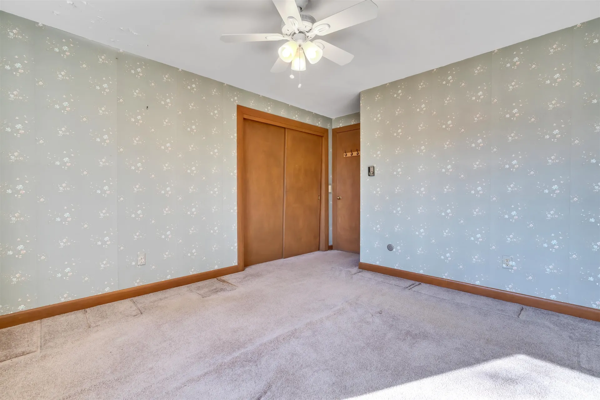 20 Sligo Road Rollinsford NH 03869
