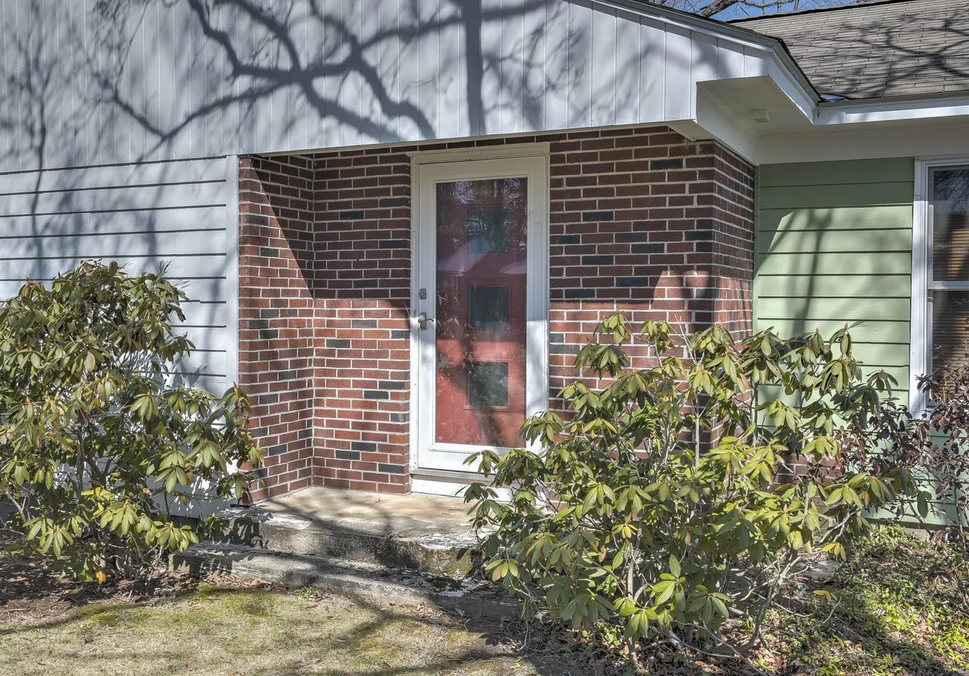27 Hanover Street Keene NH 03431