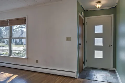 27 Hanover Street Keene NH 03431