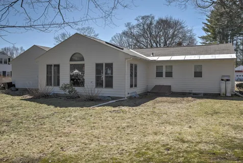 27 Hanover Street Keene NH 03431