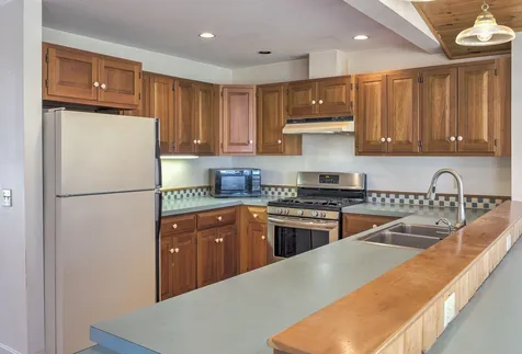27 Hanover Street Keene NH 03431