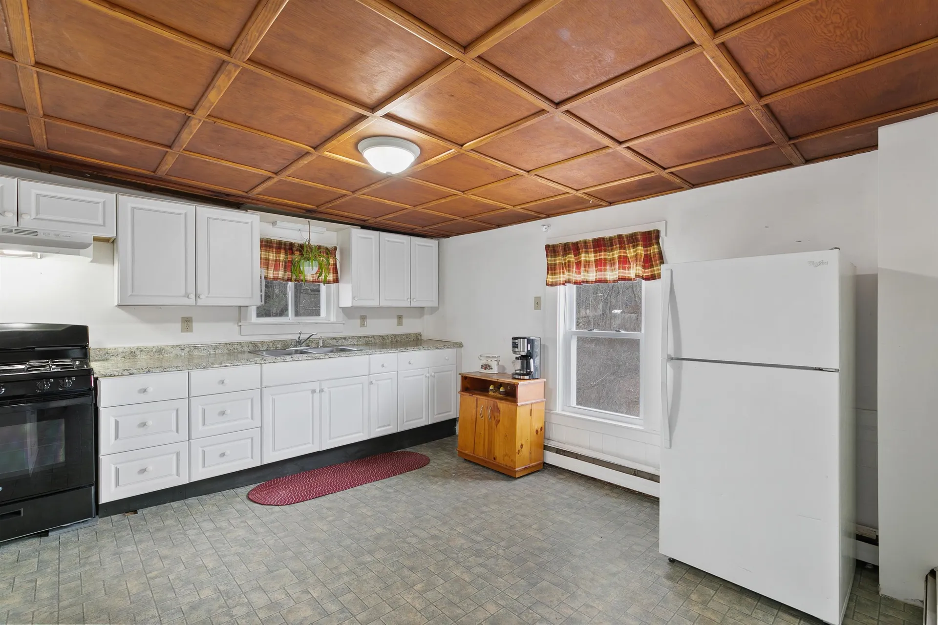 37 Bay Road Newmarket NH 03857