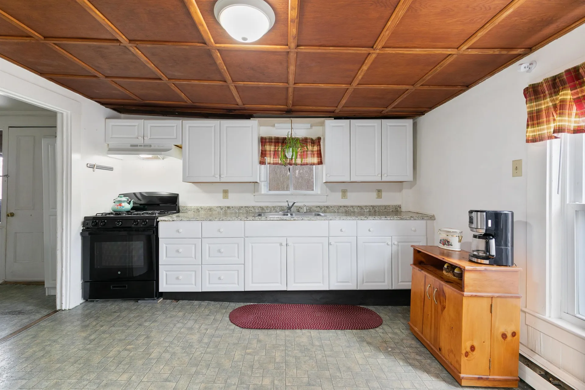 37 Bay Road Newmarket NH 03857