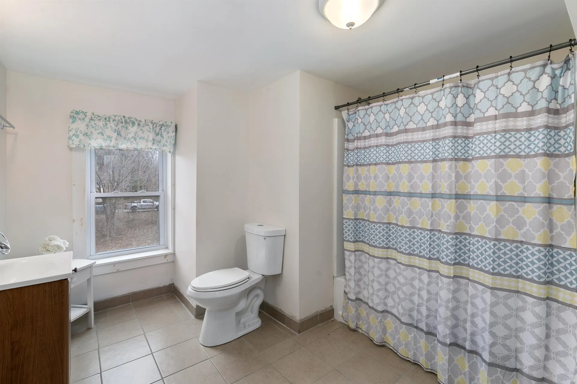 37 Bay Road Newmarket NH 03857