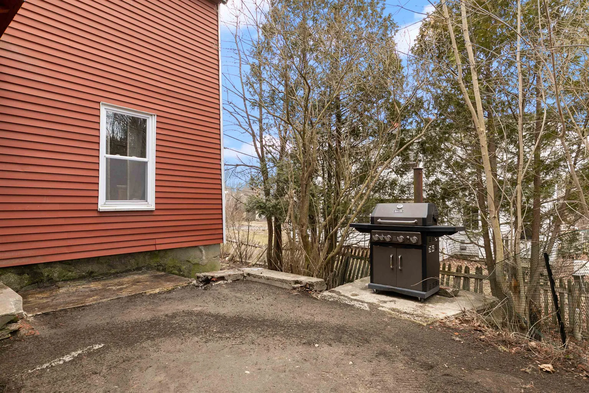 37 Bay Road Newmarket NH 03857