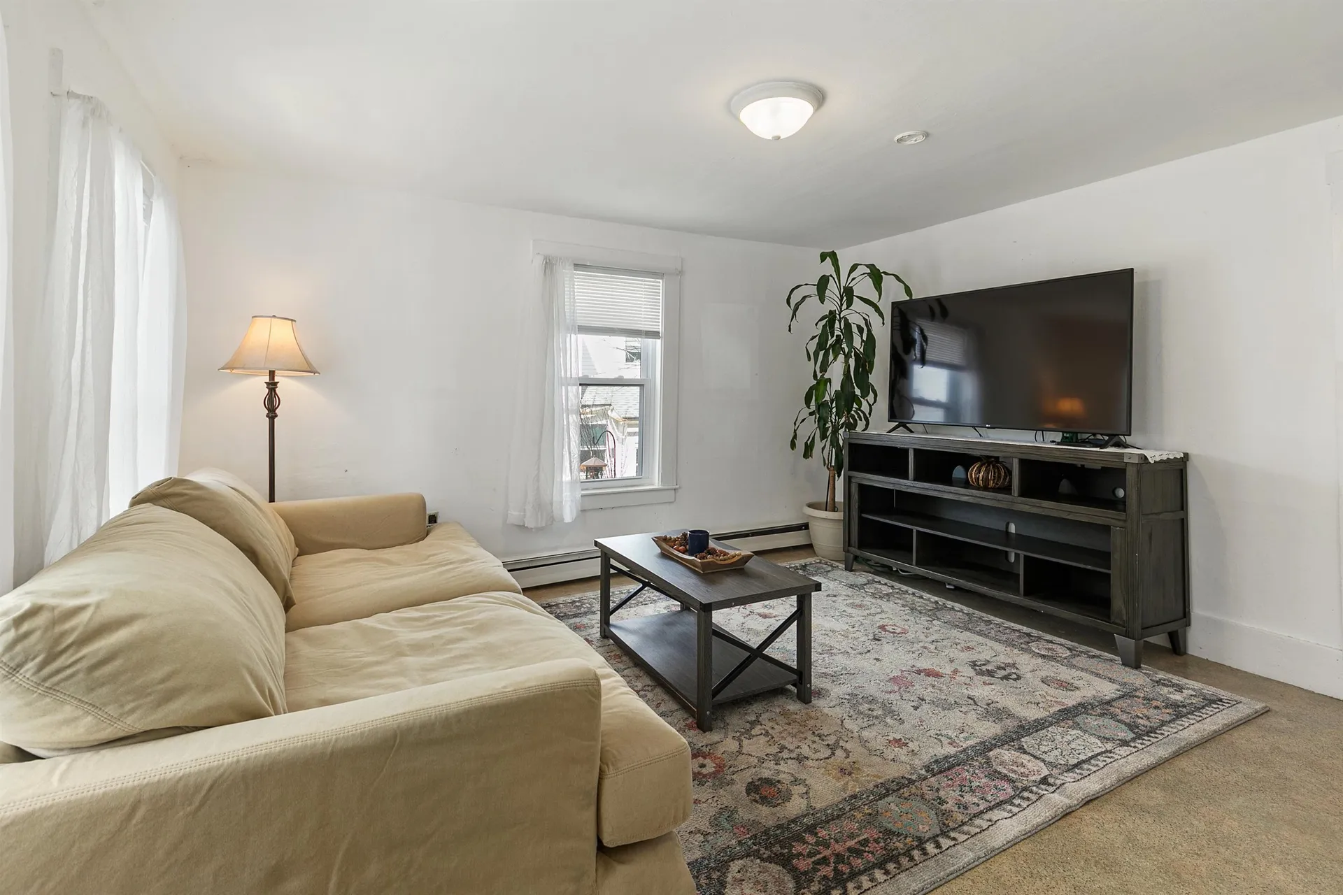 37 Bay Road Newmarket NH 03857