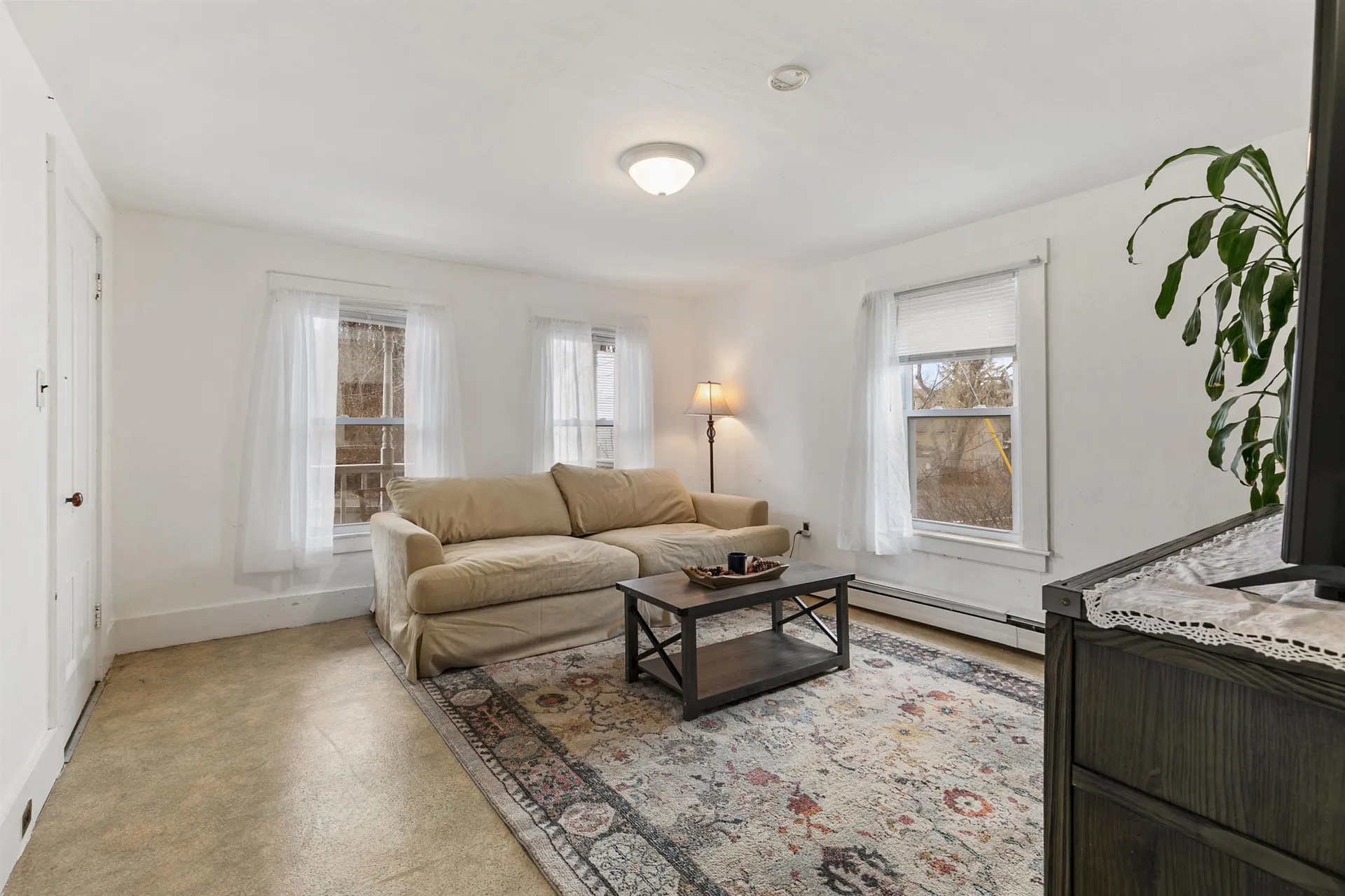 37 Bay Road Newmarket NH 03857