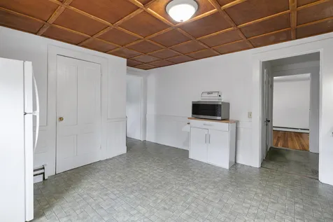 37 Bay Road Newmarket NH 03857