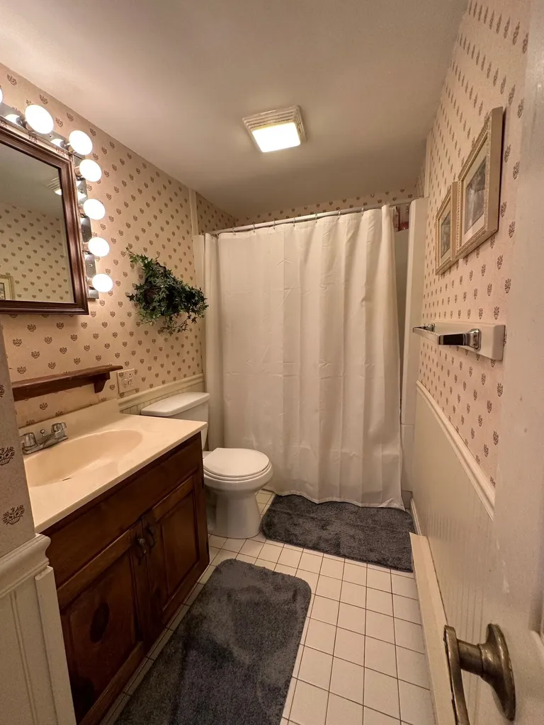 4 Kilgore Lane Hartford VT 05059