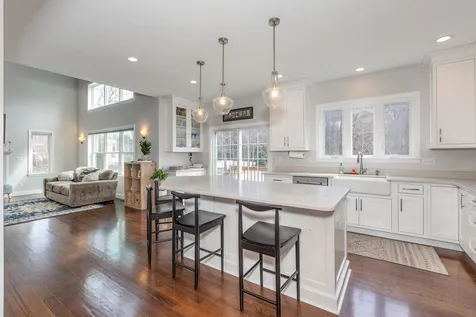 6 Goldenrod Lane Concord NH 03301
