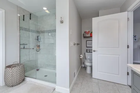 6 Goldenrod Lane Concord NH 03301