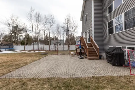 6 Goldenrod Lane Concord NH 03301