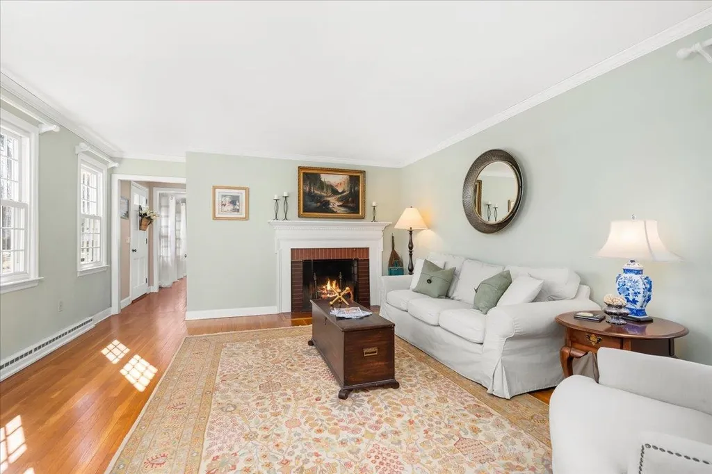 2 Steppingstone Road Bedford NH 03110