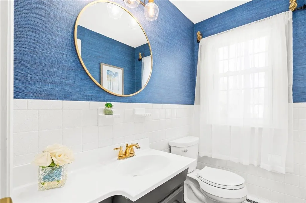 2 Steppingstone Road Bedford NH 03110