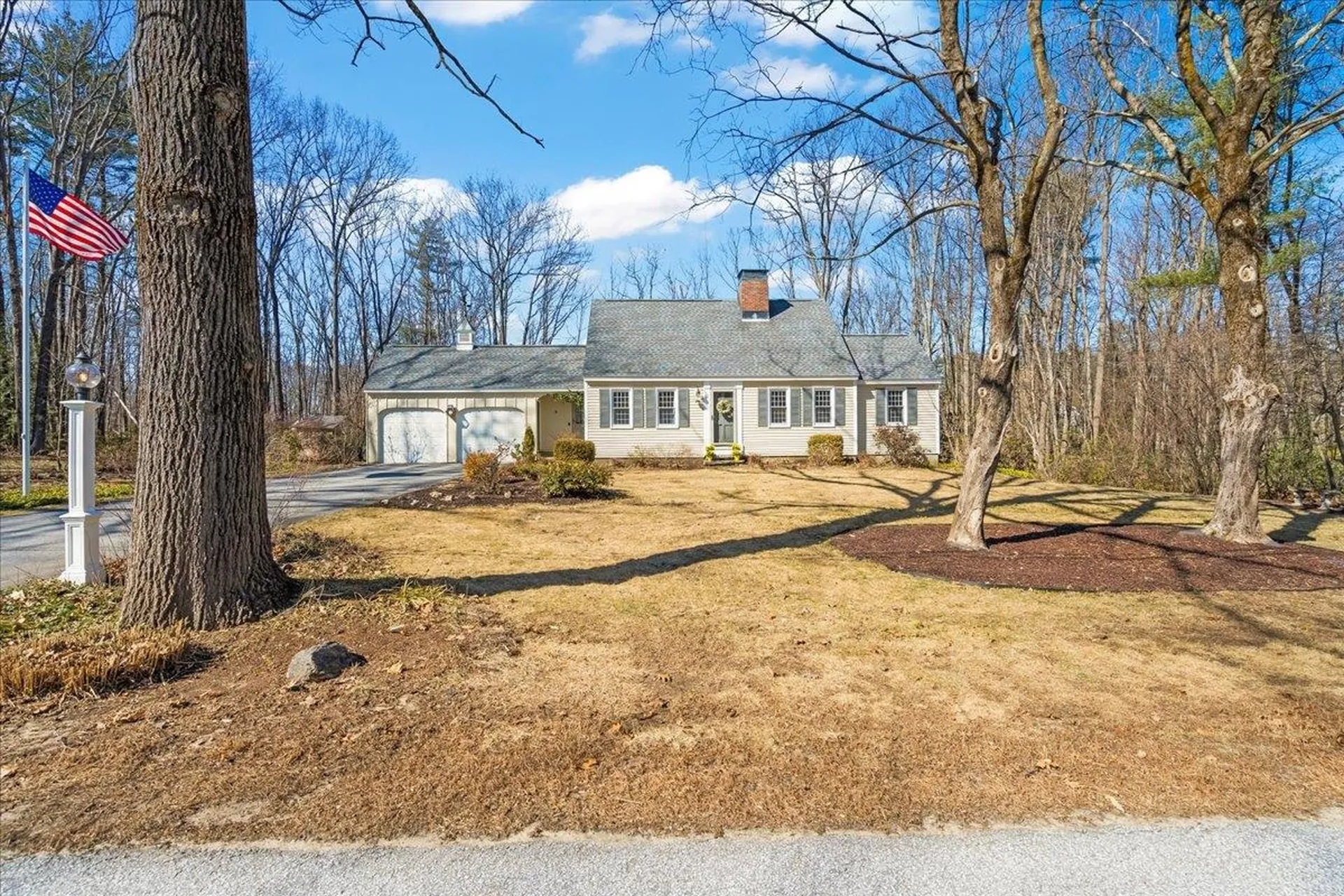 2 Steppingstone Road Bedford NH 03110