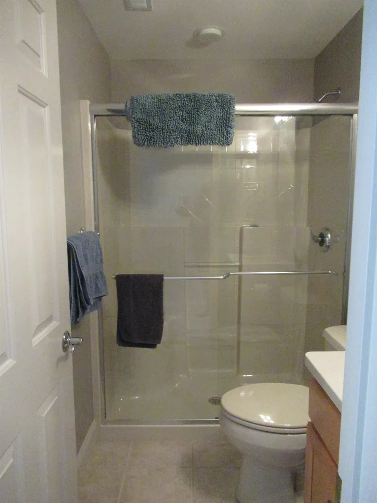 31 Catamount Road Hartford VT 05059