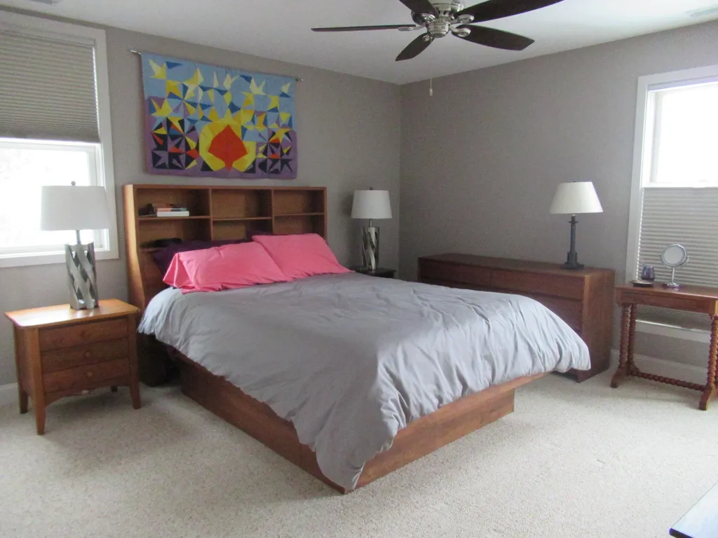 31 Catamount Road Hartford VT 05059