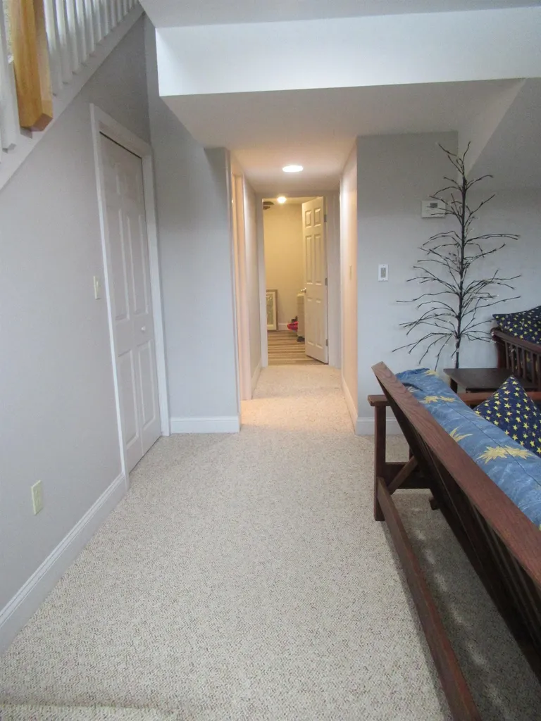 31 Catamount Road Hartford VT 05059