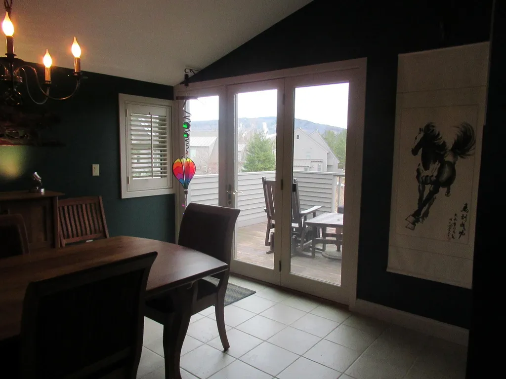 31 Catamount Road Hartford VT 05059