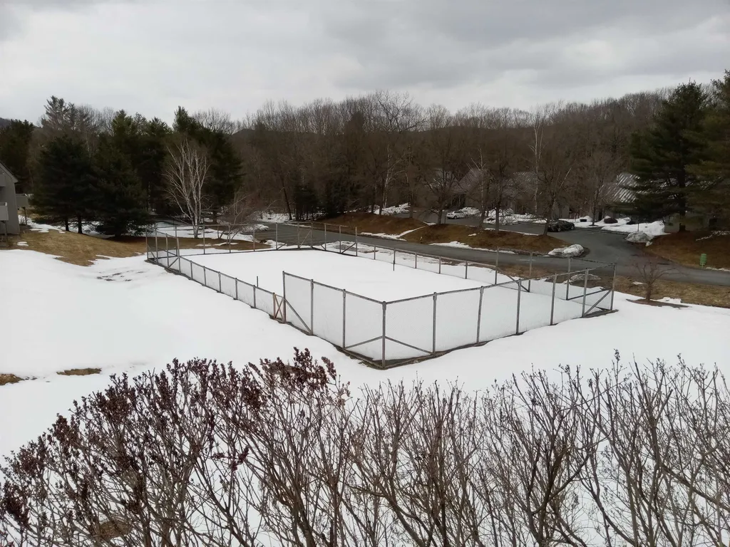 31 Catamount Road Hartford VT 05059