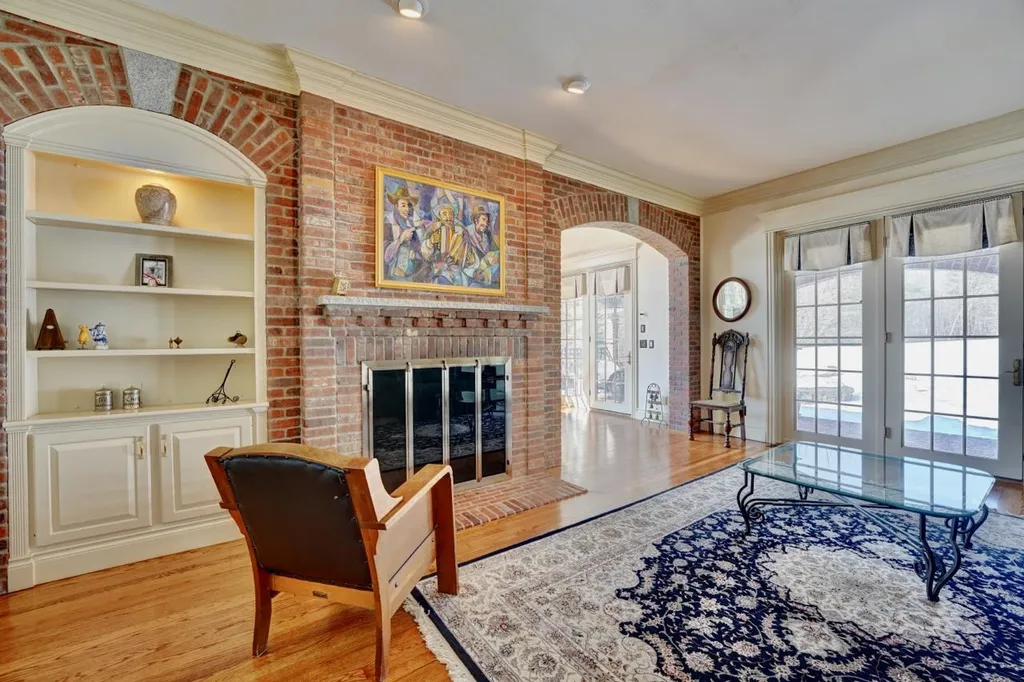 475 New Boston Road Bedford NH 03110