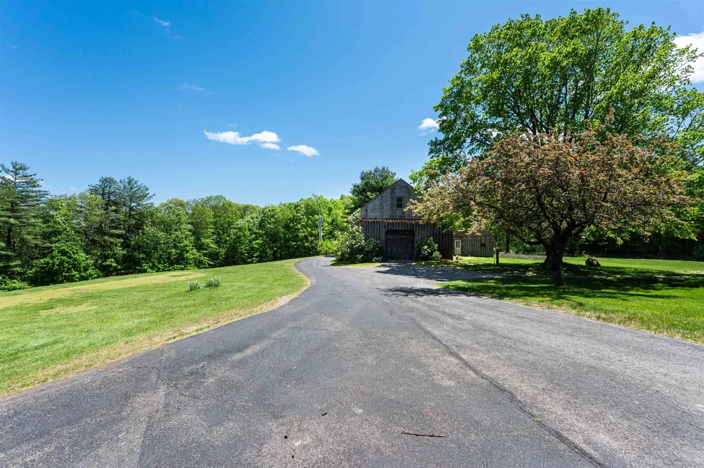 475 New Boston Road Bedford NH 03110