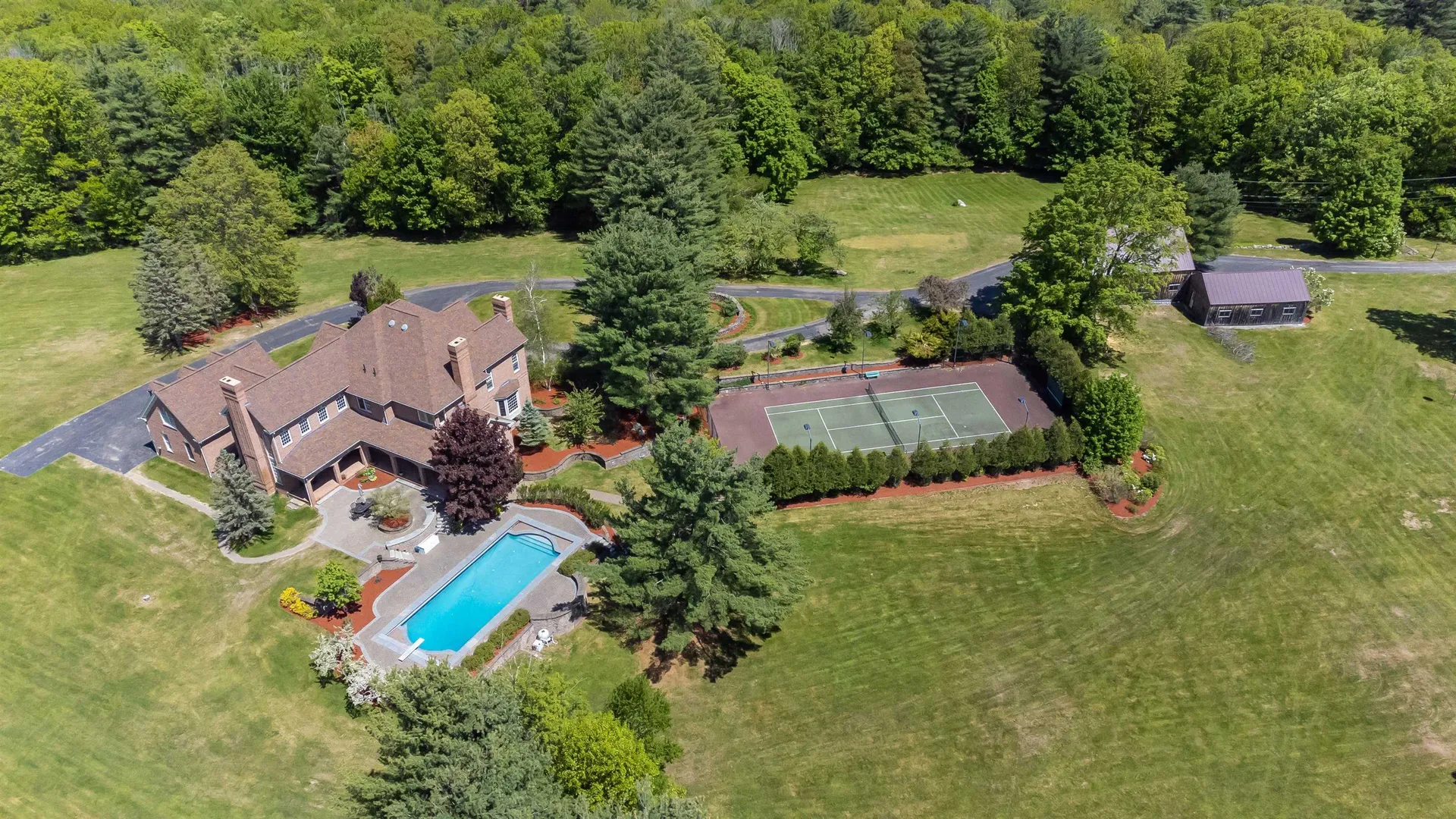 475 New Boston Road Bedford NH 03110