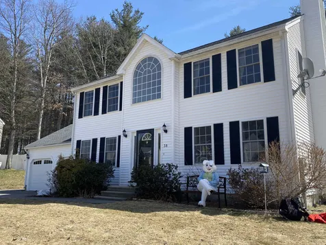 38 Sutherland Drive Hudson NH 03051