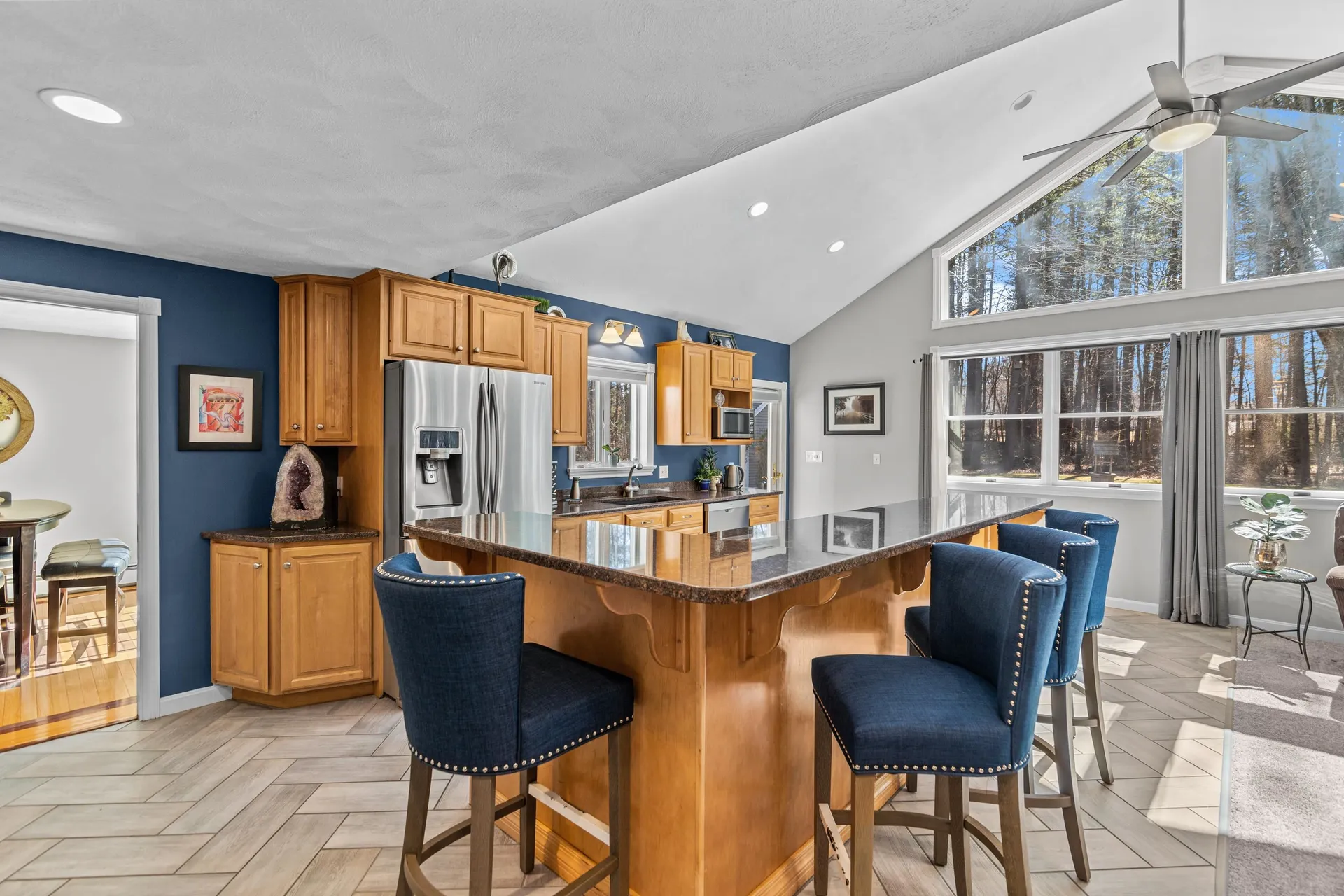 18 Crestwood Road Windham NH 03087