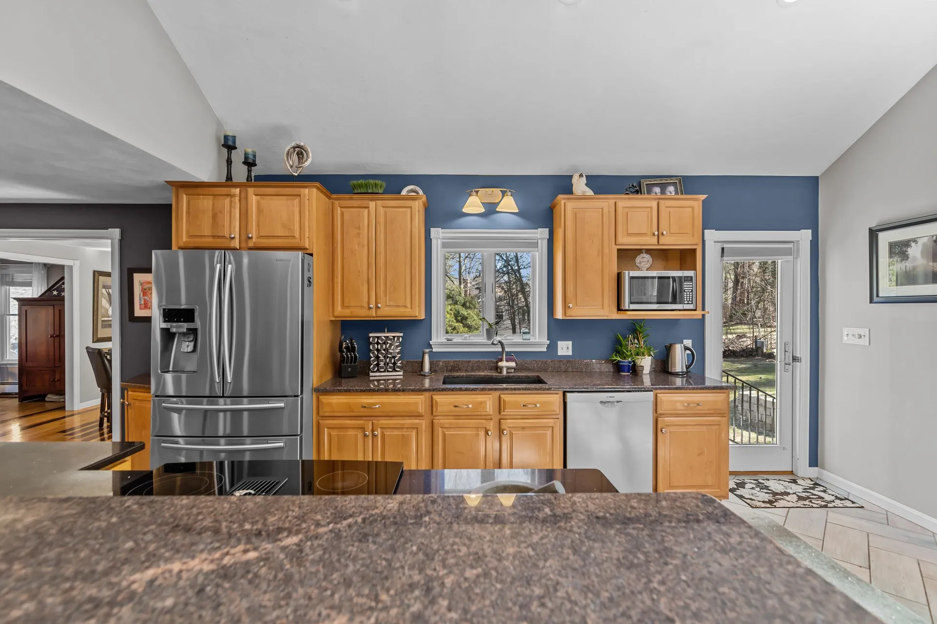 18 Crestwood Road Windham NH 03087