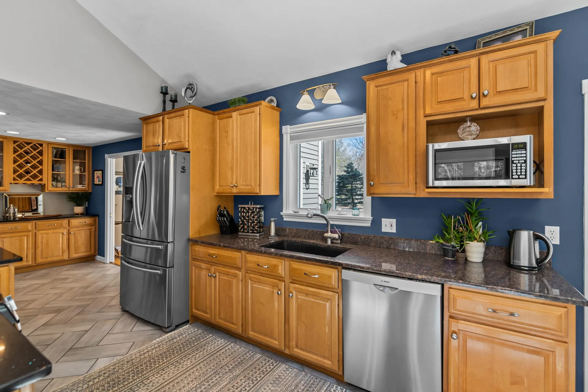 18 Crestwood Road Windham NH 03087