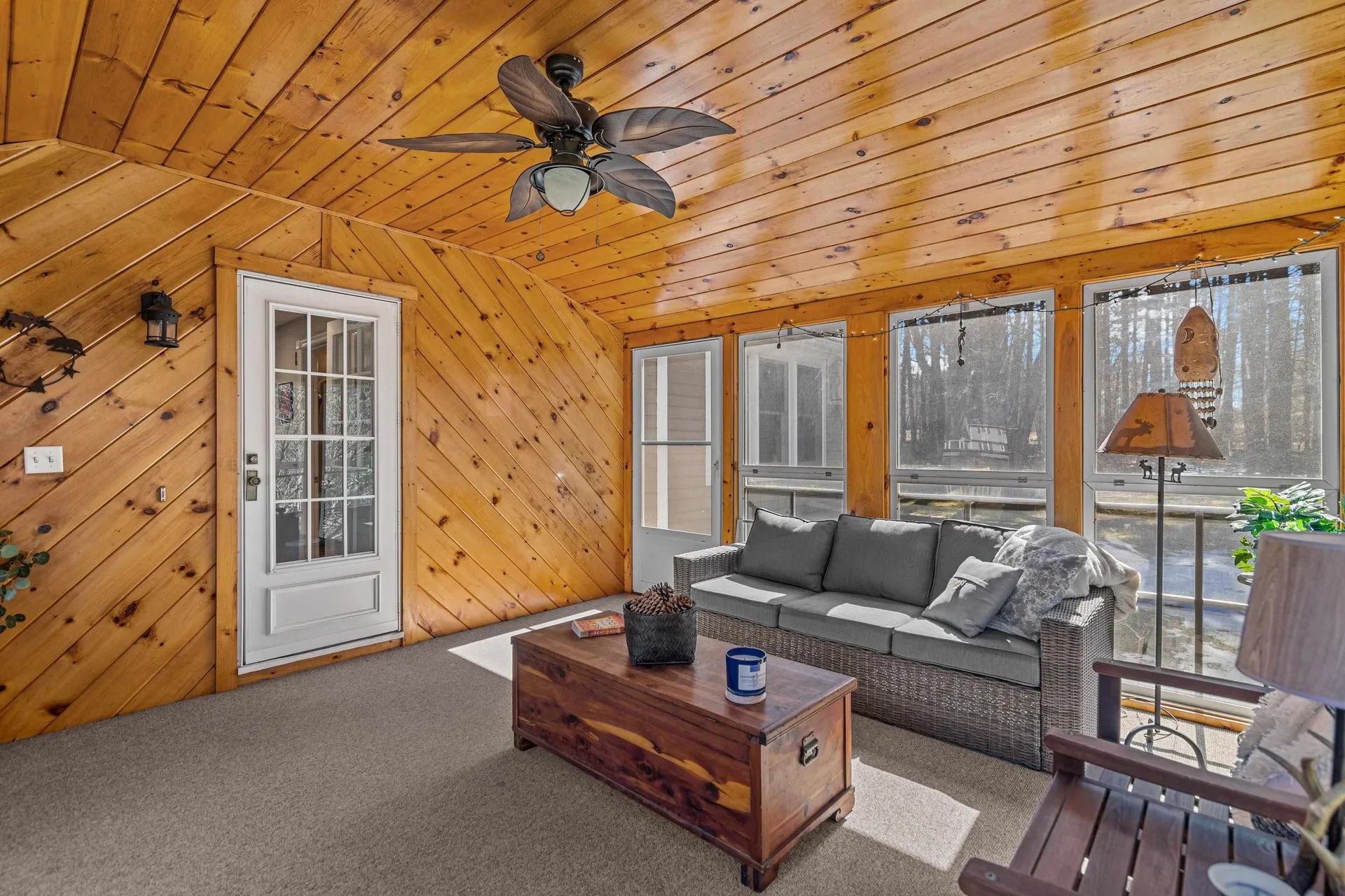 18 Crestwood Road Windham NH 03087