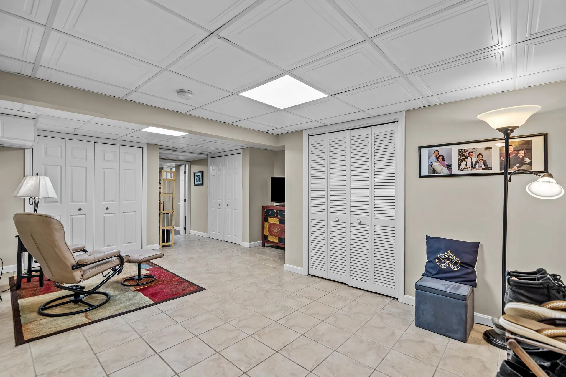 18 Crestwood Road Windham NH 03087