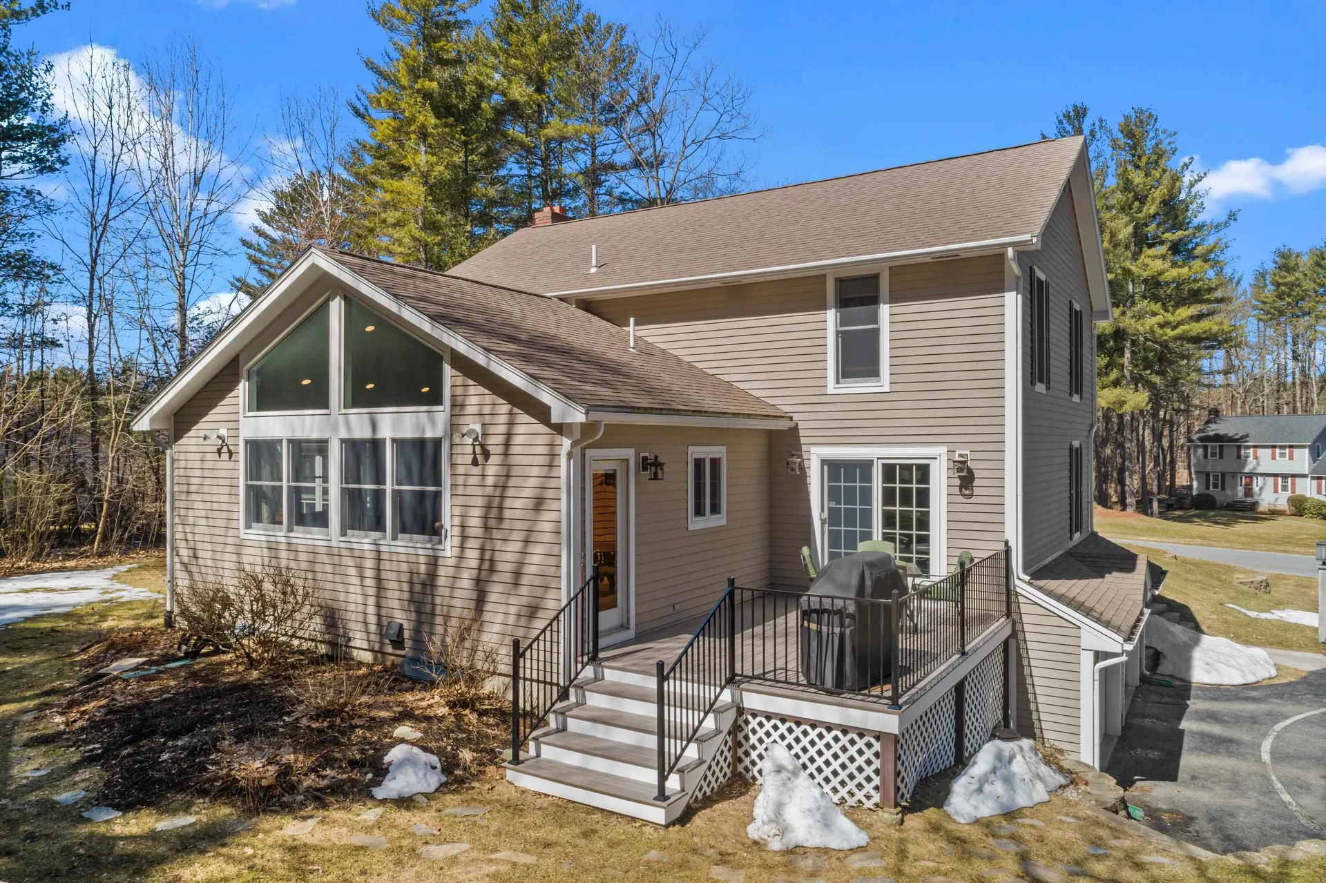 18 Crestwood Road Windham NH 03087