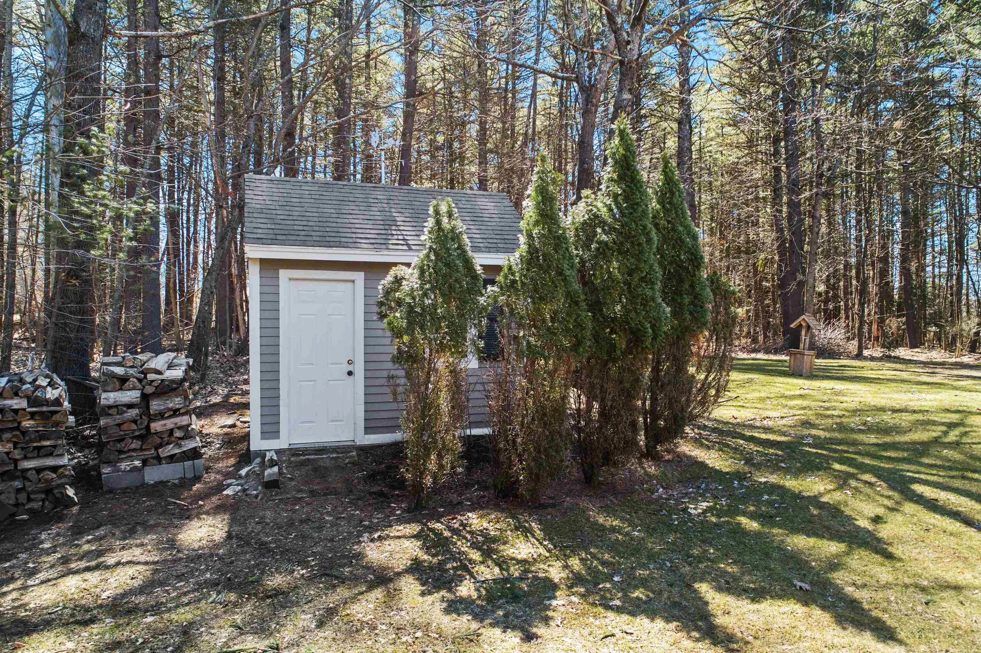18 Crestwood Road Windham NH 03087