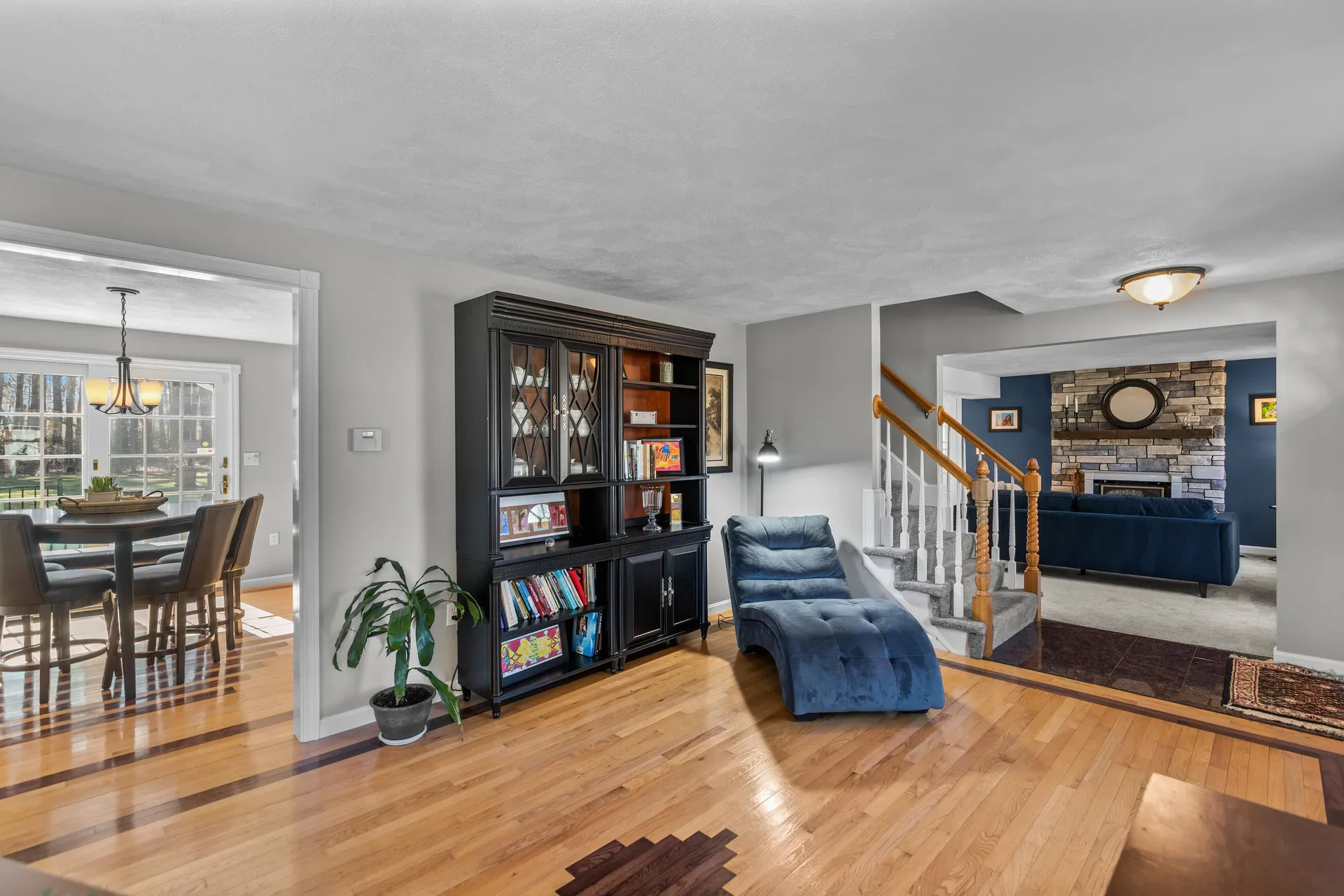 18 Crestwood Road Windham NH 03087