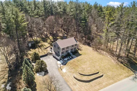 18 Crestwood Road Windham NH 03087
