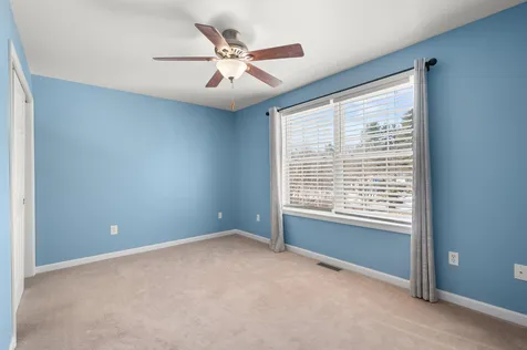 10 Dillon Way Laconia NH 03246