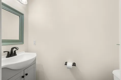 10 Dillon Way Laconia NH 03246
