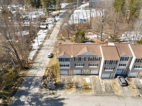 10 Dillon Way Laconia NH 03246
