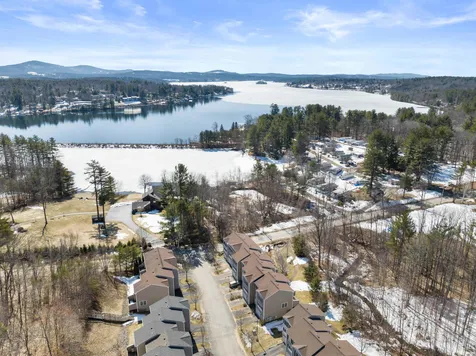 10 Dillon Way Laconia NH 03246
