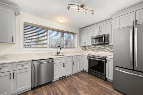10 Dillon Way Laconia NH 03246