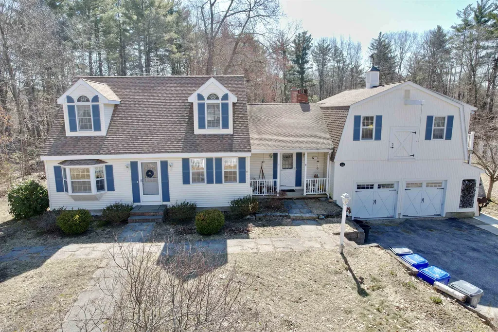 18 Maple Avenue Hampstead NH 03841
