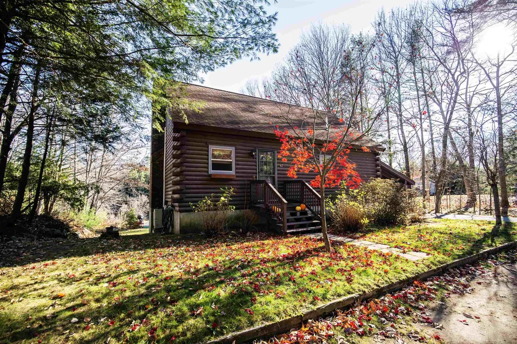 42 Centennial Drive Webster NH 03303