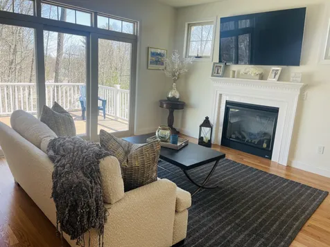 226 Endicott East Street Laconia NH 03246-1972