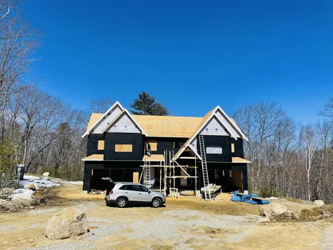 226 Endicott East Street Laconia NH 03246-1972