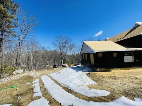 226 Endicott East Street Laconia NH 03246-1972