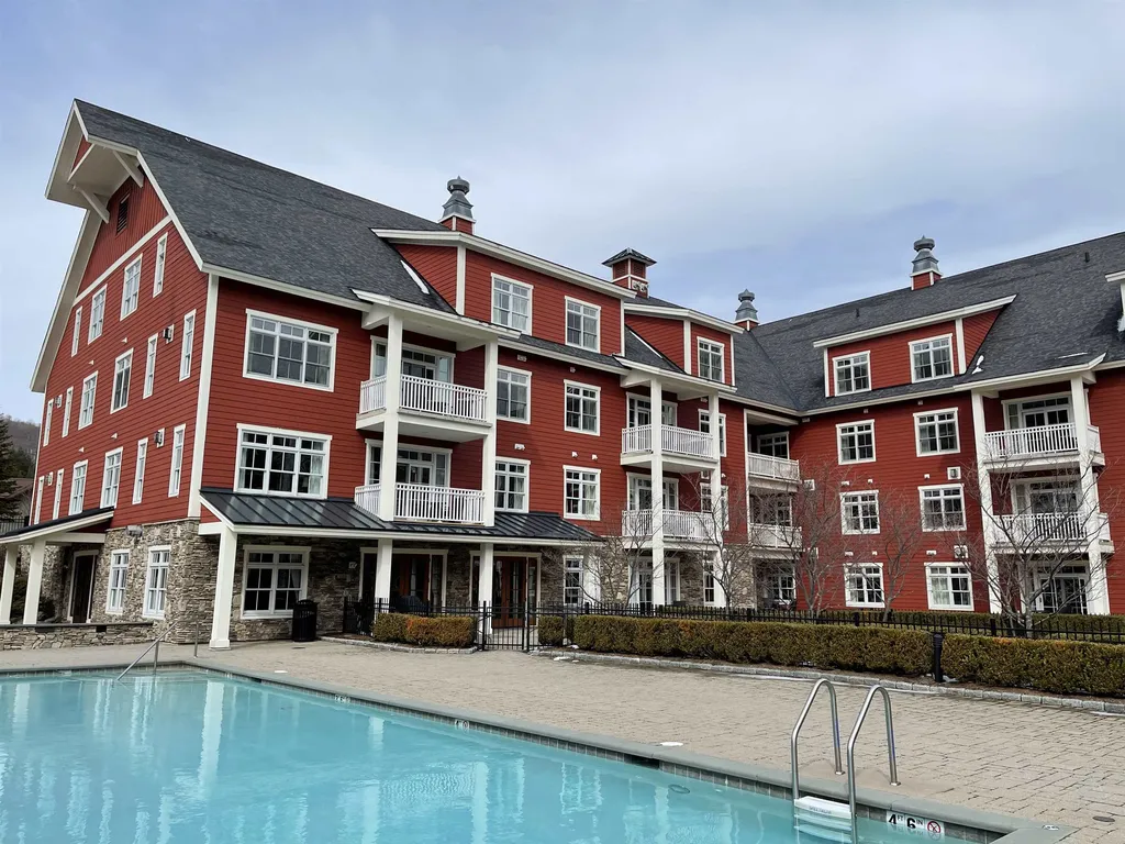 102 Forest Drive Warren VT 05674