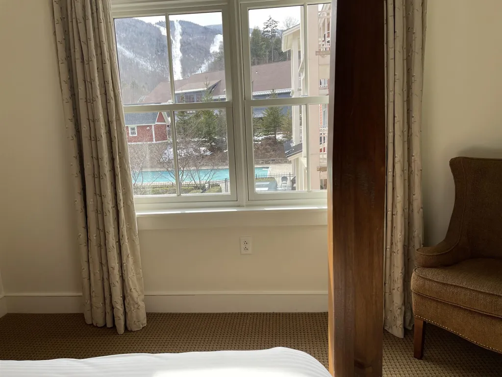 102 Forest Drive Warren VT 05674