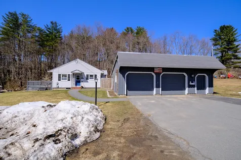 64 Highland Court Chester VT 05143
